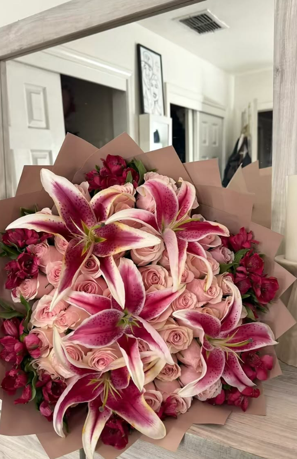 buynowshppcom's tweet photo. 💐 https://t.co/rPJQu3b1Ak
