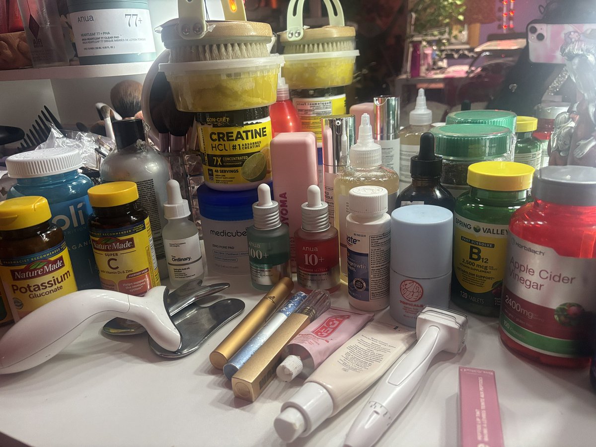 zmoney (ᗒᗣᗕ)՞ tweet media