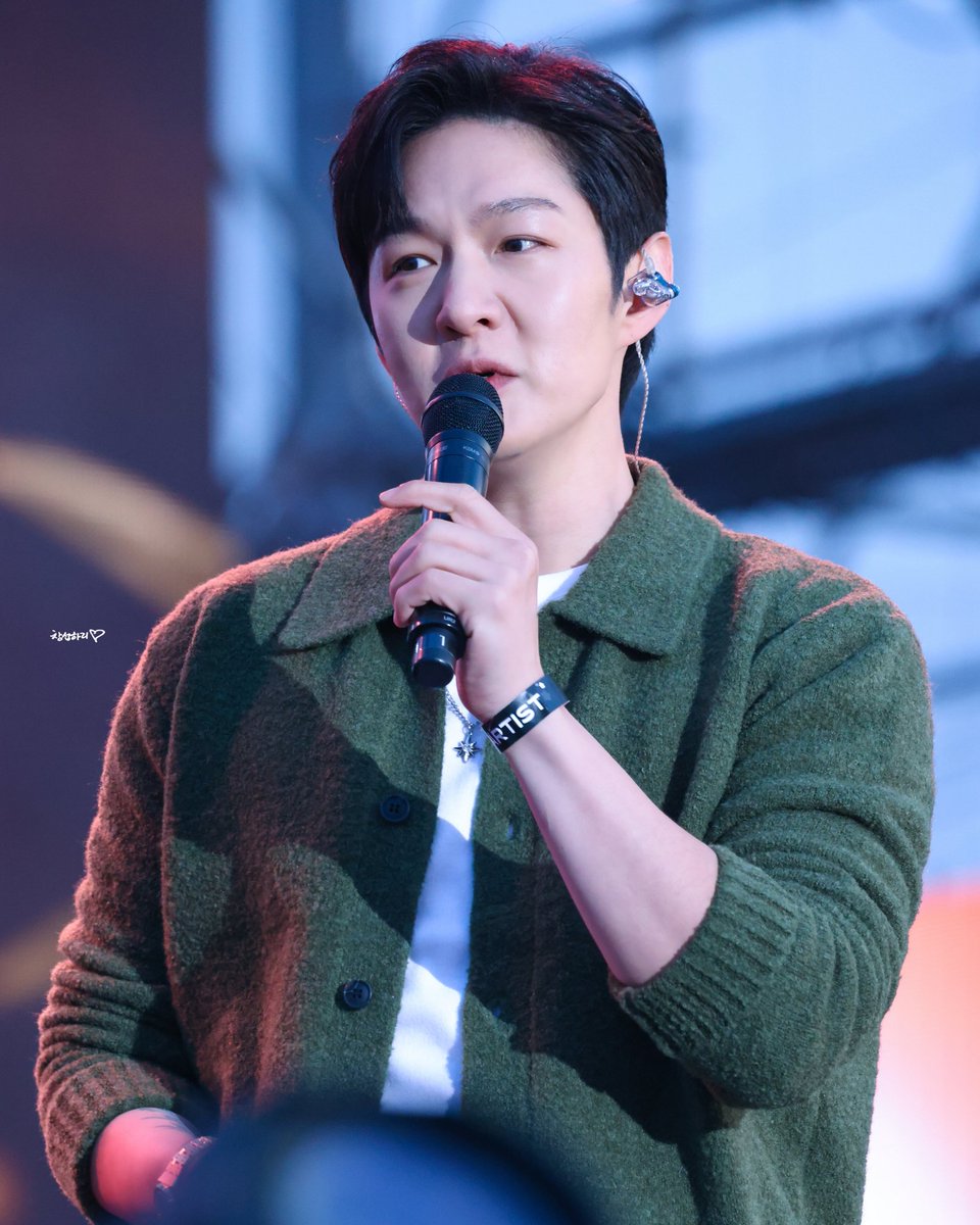 N년전 오늘의 창섭🍑 tweet media