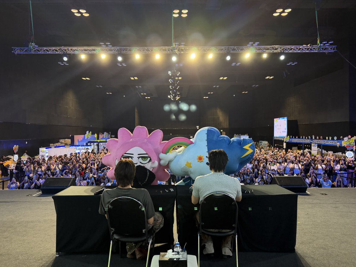 tear ᡣ𐭩ྀིྀི tweet media