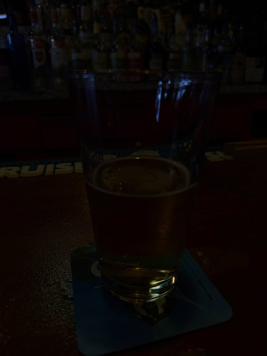 YourUnclesNeice's tweet photo. Gonna start posting pictures of my beers like the biggest whore you know from highschool posts her dirty martini on her ig story https://t.co/wS5Nm15h60