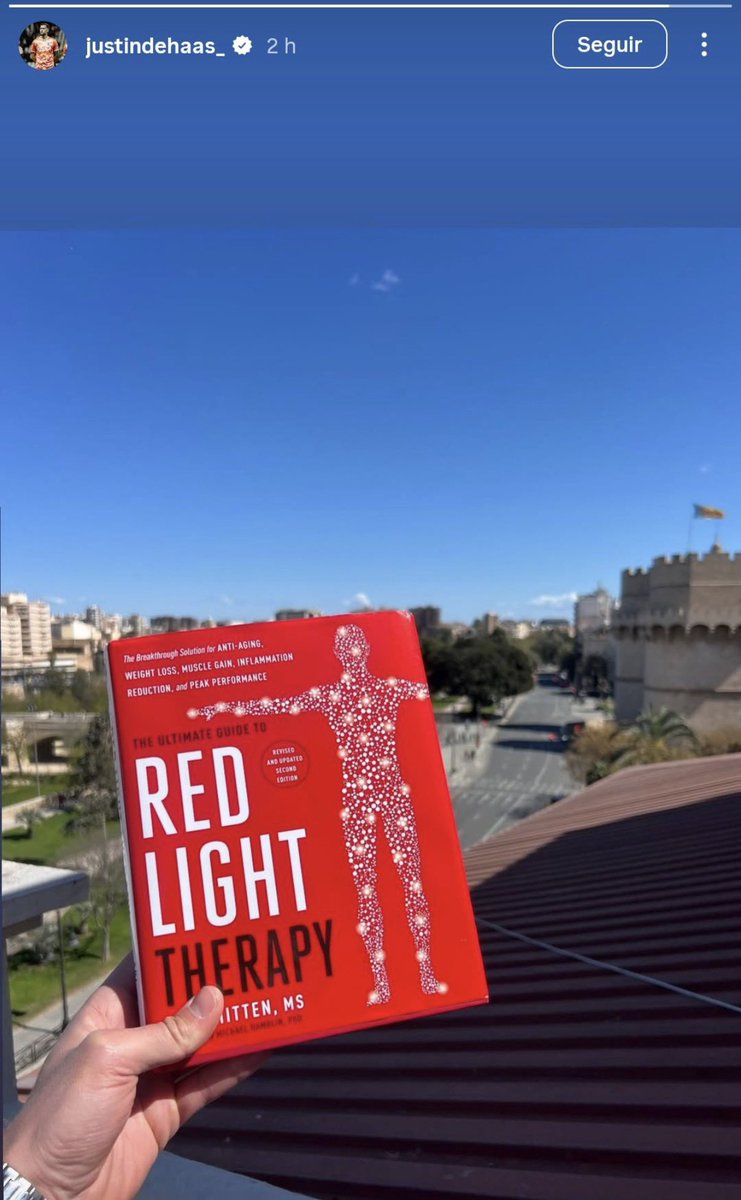 no se si me sorprende más el hecho de que ya esté por Valencia o que sea de los pocos de la plantilla que sepa leer