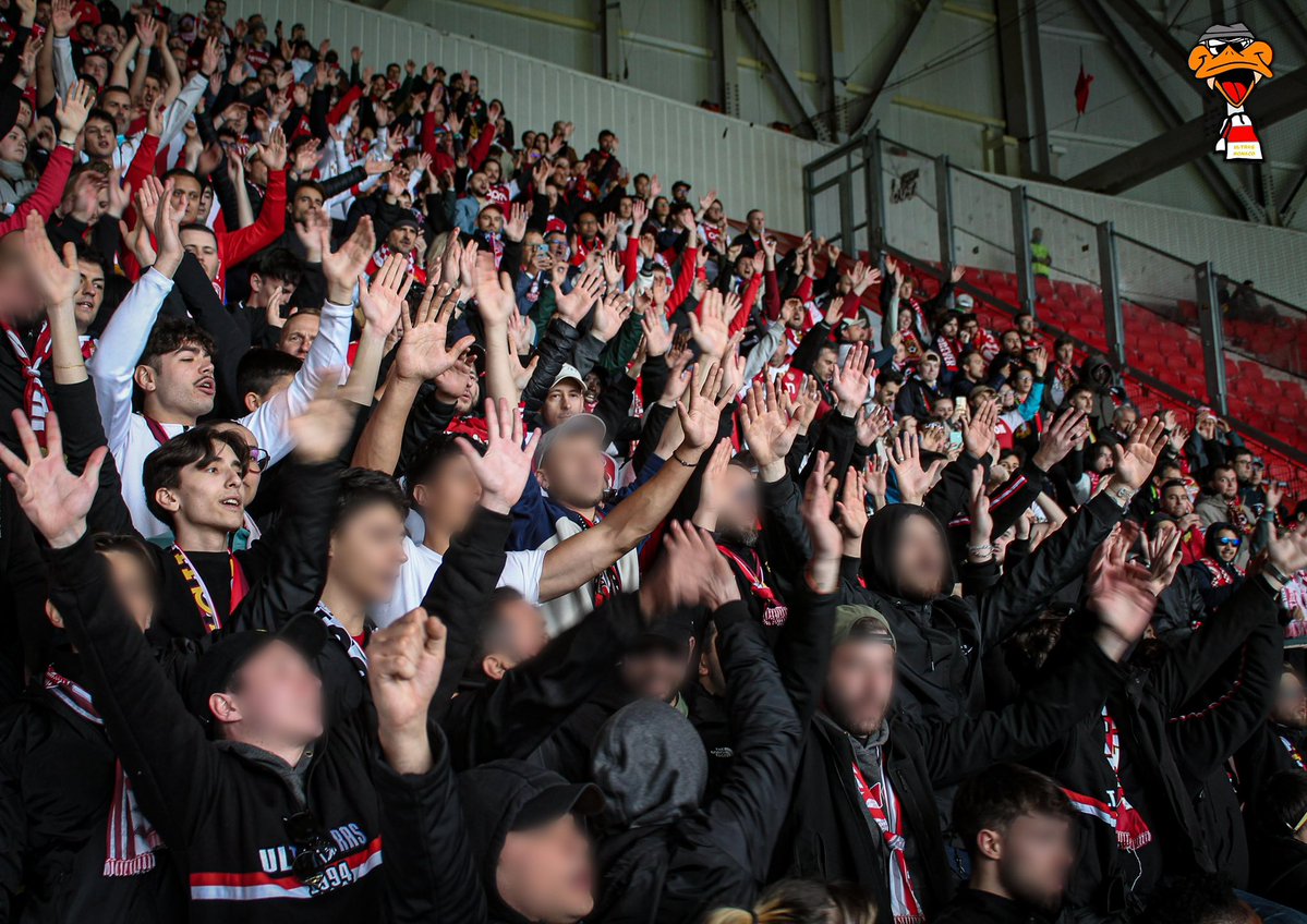 Ultras Monaco 1994 tweet media