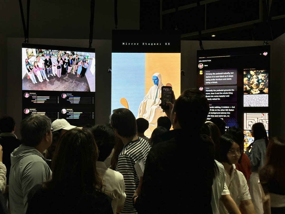 RavenXuuu's tweet photo. Meet @BottoDAO 
during @ArtBasel Hong Kong 2026

保持探索与好奇💫 https://t.co/uSnI42WSAT