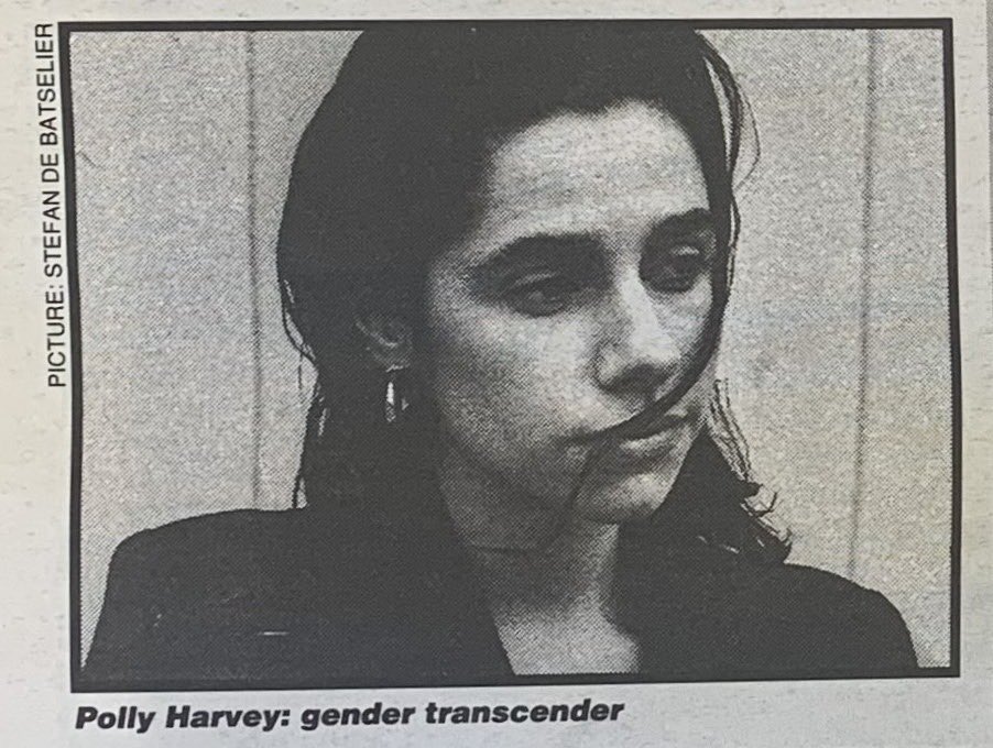 Letícia tweet media