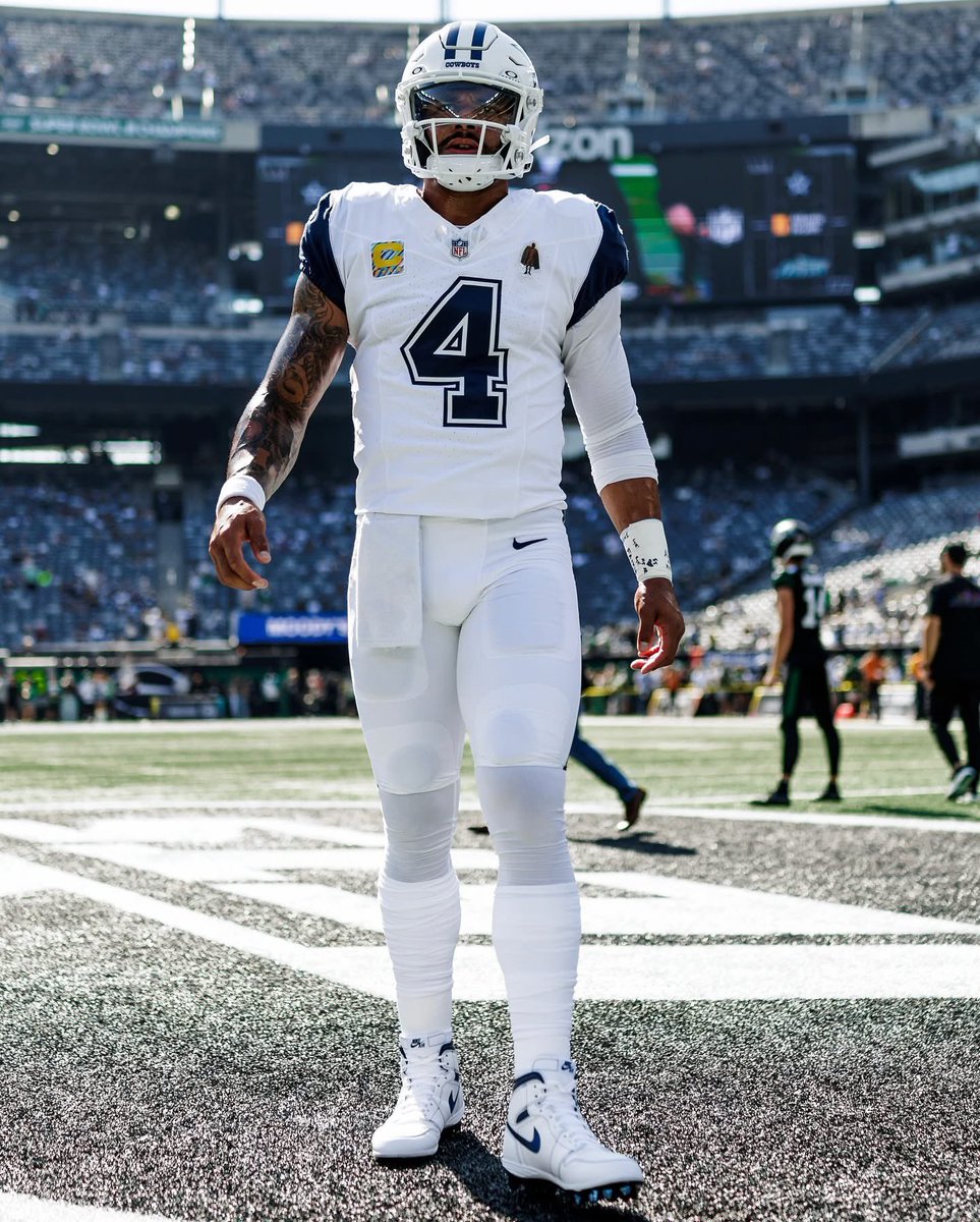 ✭ ✭ nick ✭ ✭ tweet media