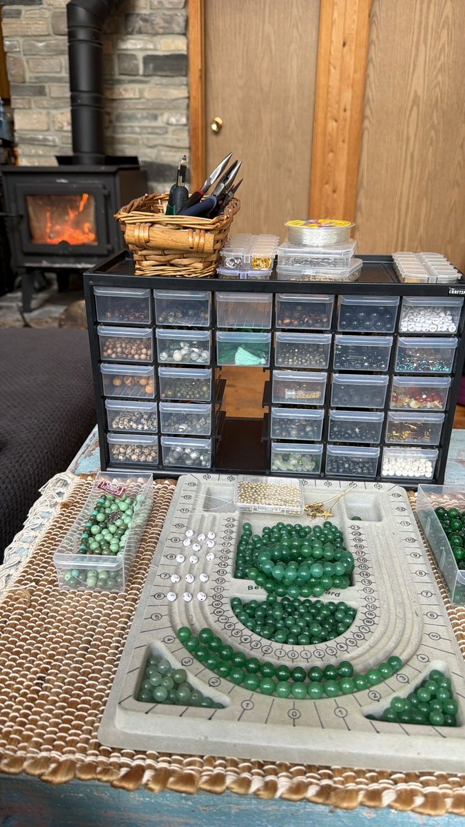 𝖛𝖊𝖓𝖚𝖘𝖎𝖓𝖙𝖆𝖚𝖗𝖚𝖘 tweet media