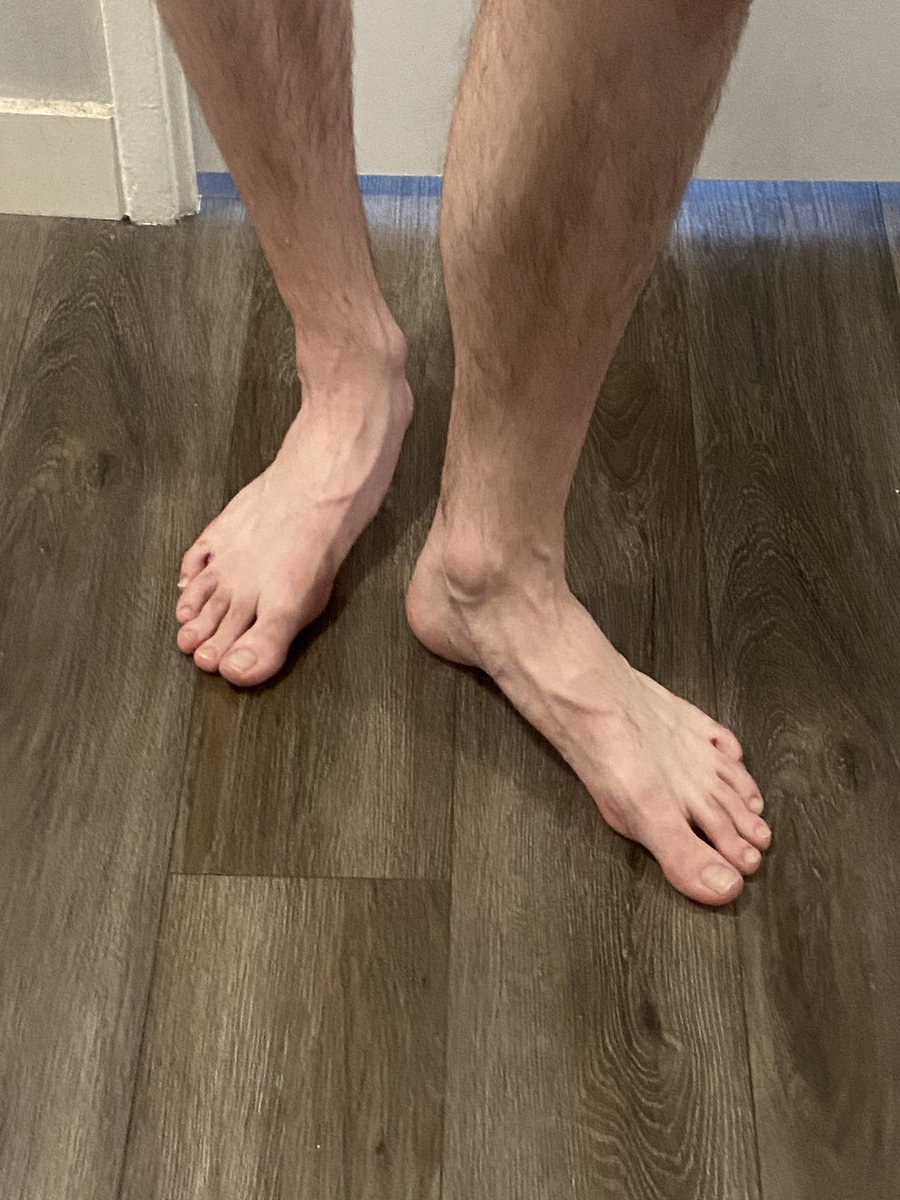prettyboyrkstar's tweet photo. Worship me https://t.co/KhTyZtdKWM