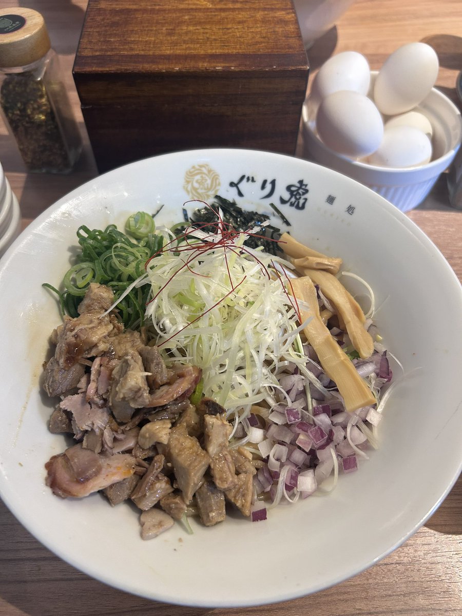 まらかす tweet media