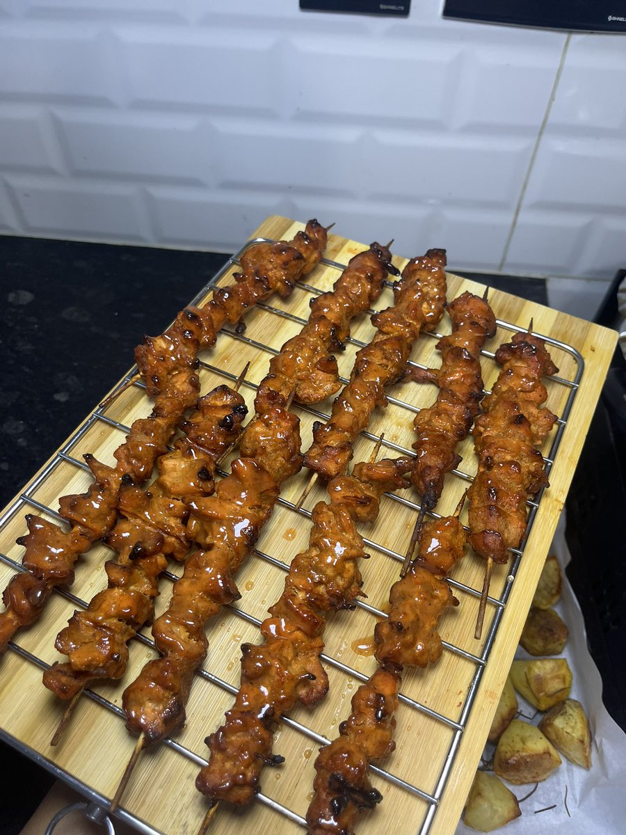 Miss Chanandler Bong #7 #8 🍉 :) tweet media