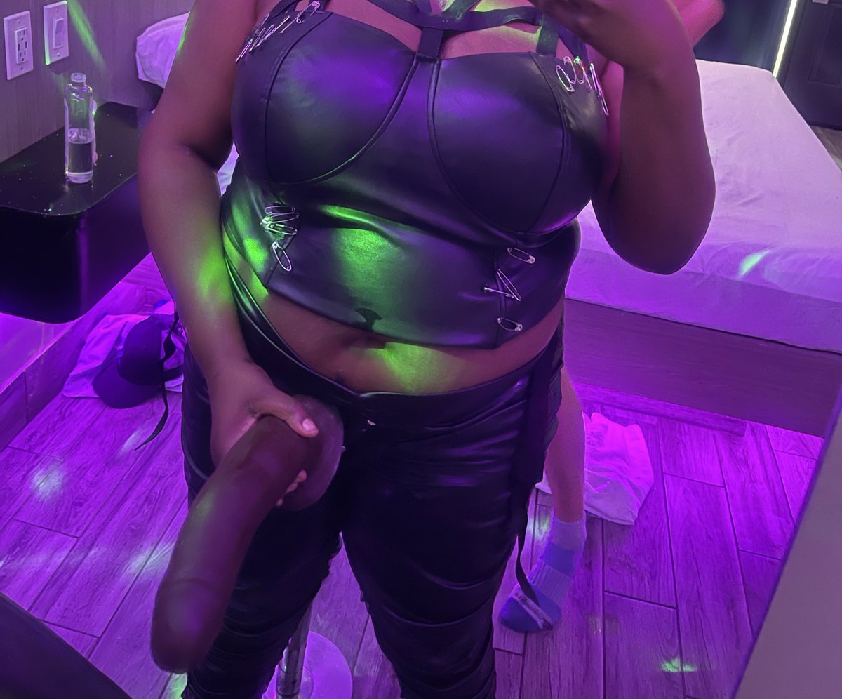 GoddessTheBBWDom 🧎🏻😈 tweet media