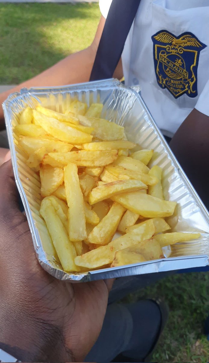 Mwami lu tweet media