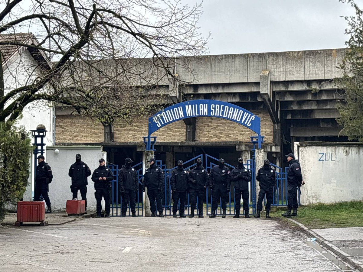 Storyteller tweet media