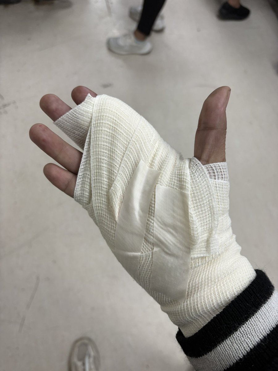 𝔽𝕆X-𝔼 tweet media