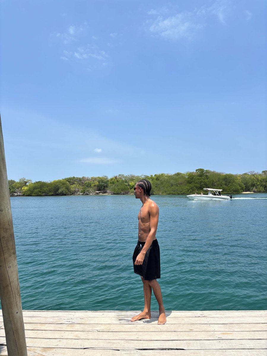 dropeul's tweet photo. Hola, Cartagena, Colombia y Latinoamérica! https://t.co/8qAHbSC4YS