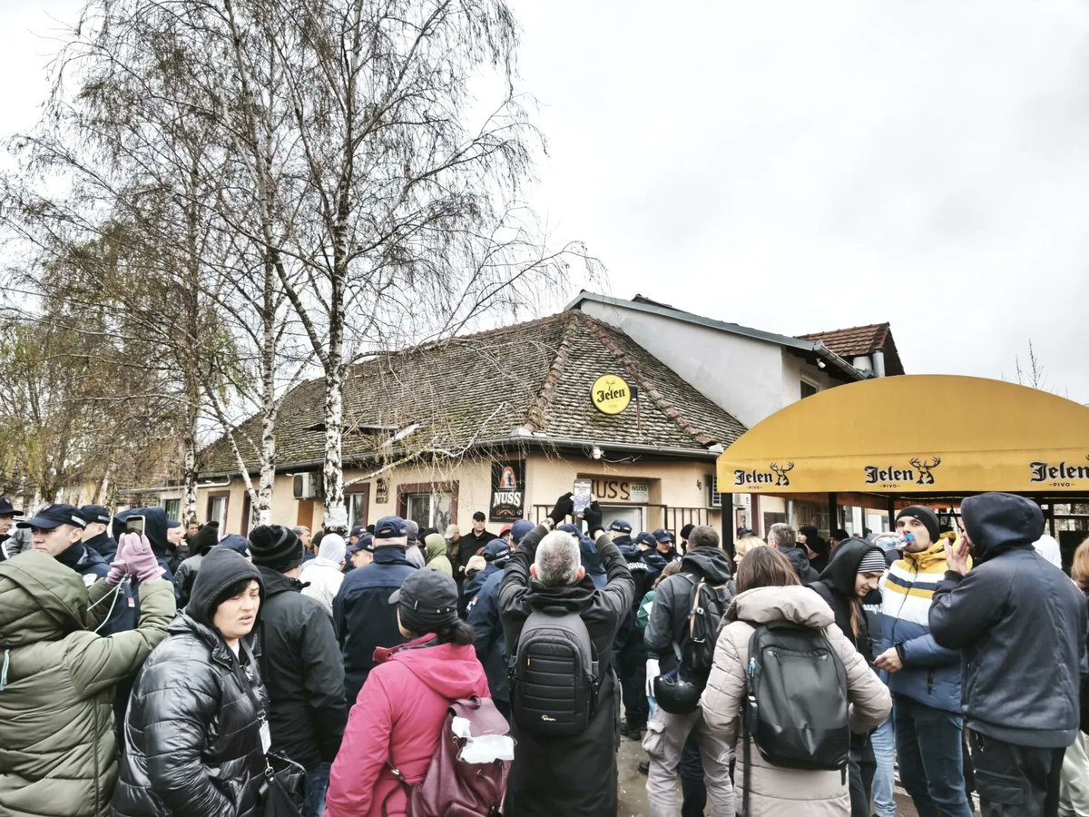 Storyteller tweet media