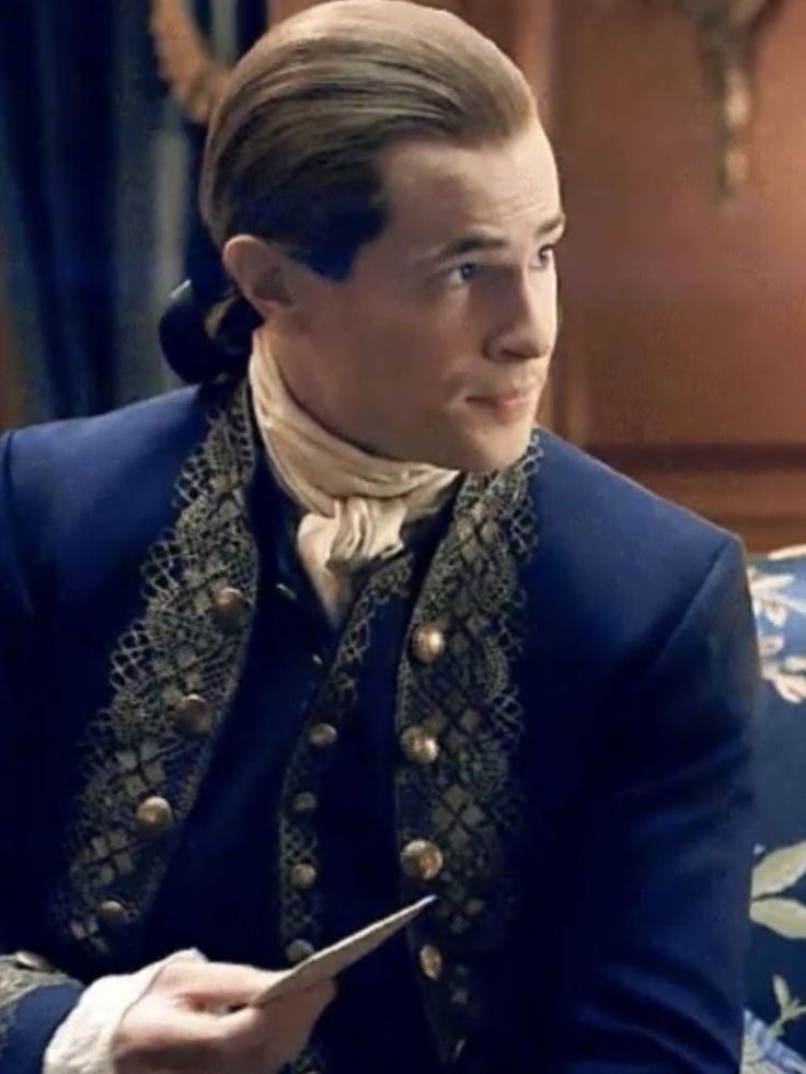 point_blank1959's tweet photo. Lord John Grey, a steady friend of the Frasers all along the series. More stern and stand-offish in the book at the beginning. I do hope Janie's going to apologise for his wild tantrums before the end of the story. #mrdavidberry #samheughan #Outlander https://t.co/D4J63zLLD1