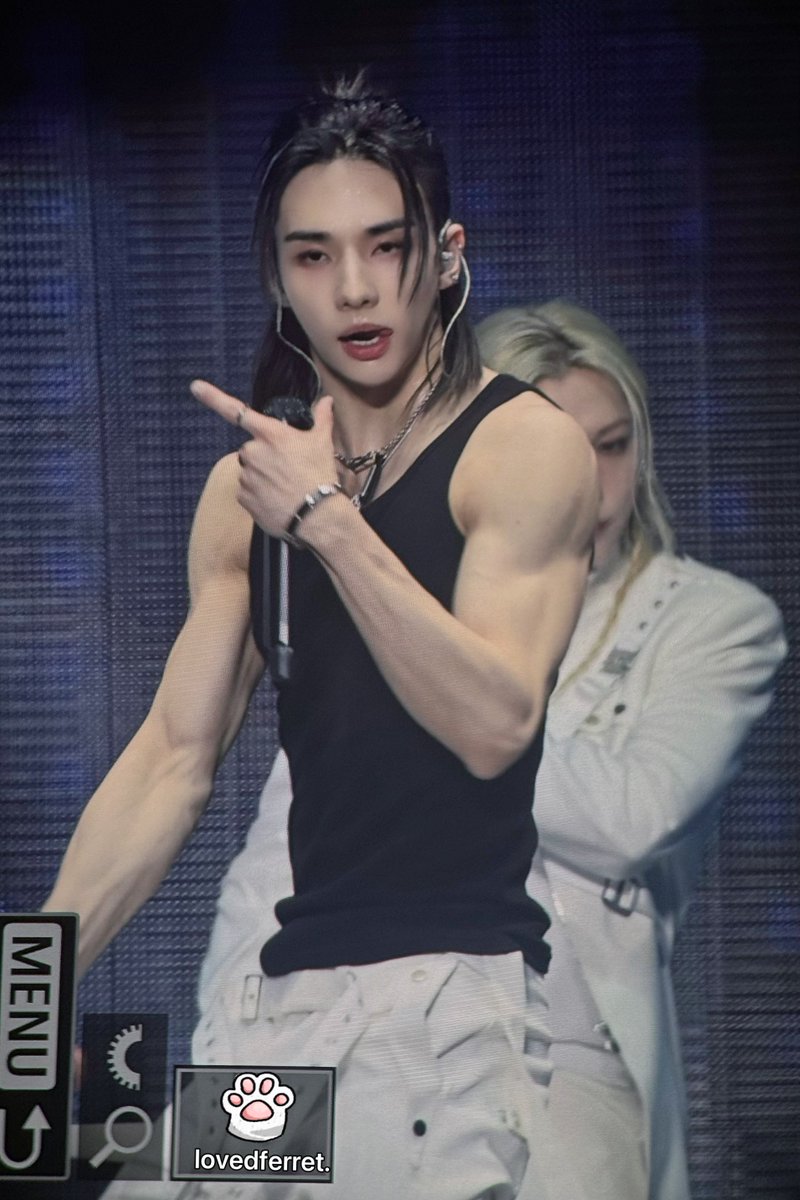 ʟᴏᴠᴇᴅ ғᴇʀʀᴇᴛ. tweet media