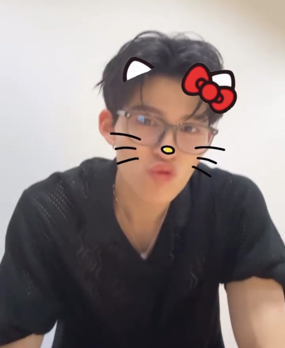 ก้อนเมฆ ☁︎ tweet media