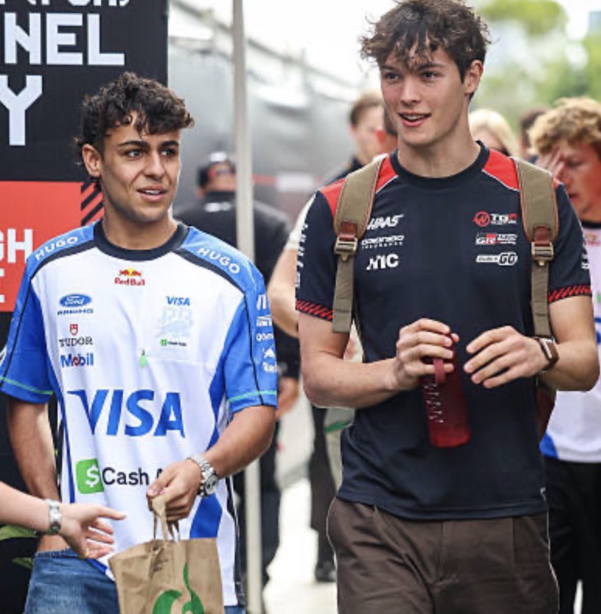 arvidpilled's tweet image. arvid supporting ollie bearman in his comments 🥹 so cute, i love their friendship