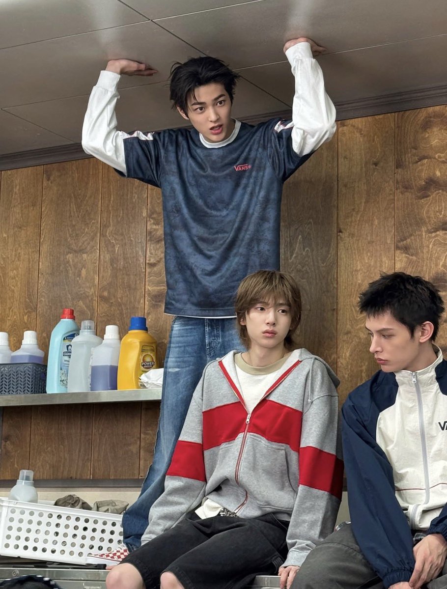 Portgas D. Ijott tweet media