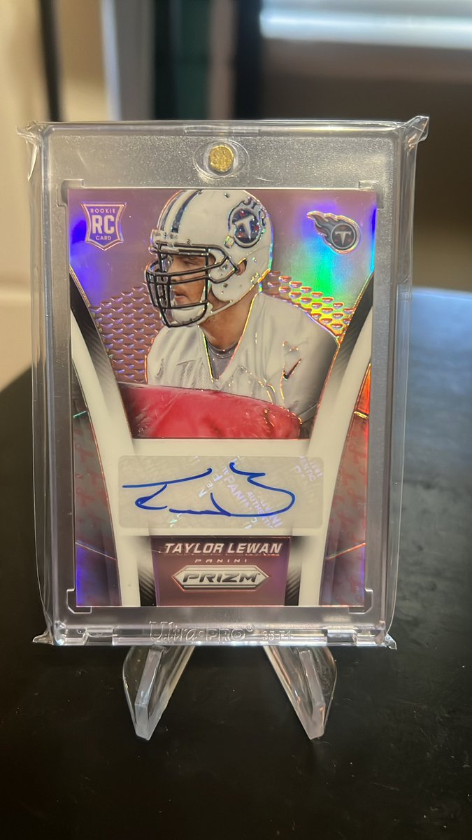 RodneyJ89's tweet photo. @TaylorLewan77 Love to see you enjoying the hobby big dog! One of my pc favorites 💨 https://t.co/hmmJVOX9i2