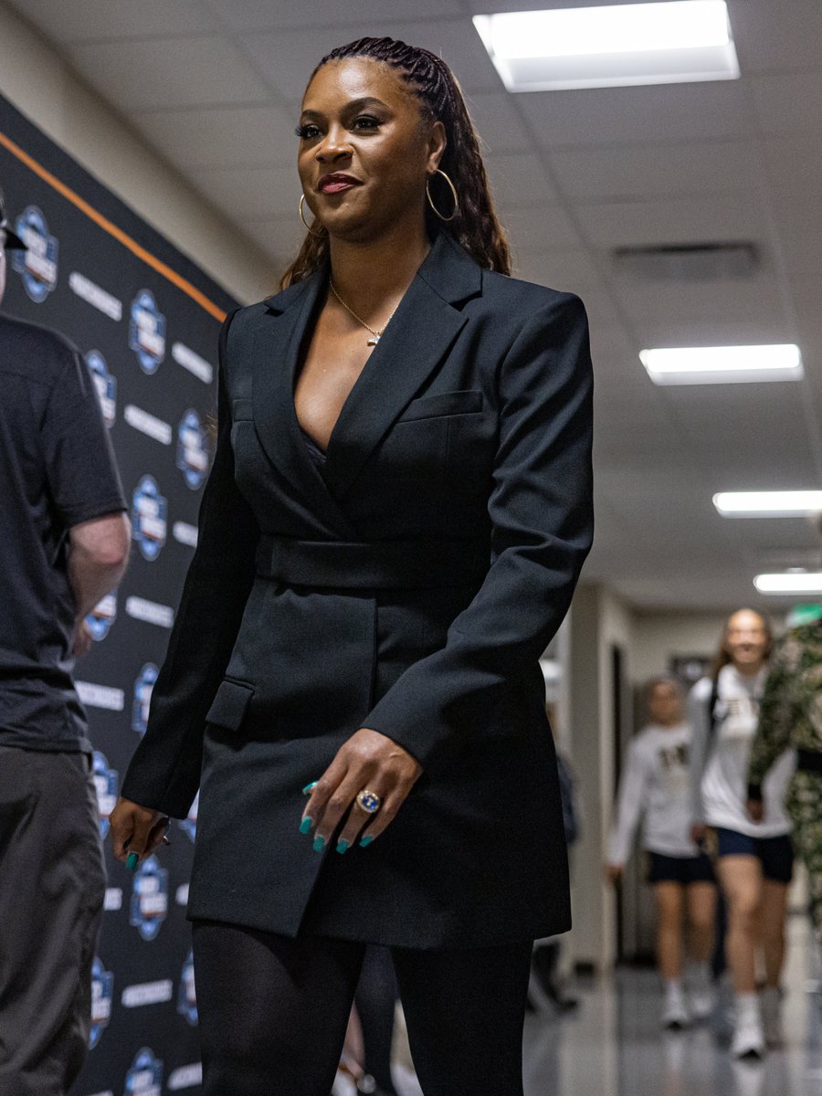 Notre Dame Women's Basketball tweet media