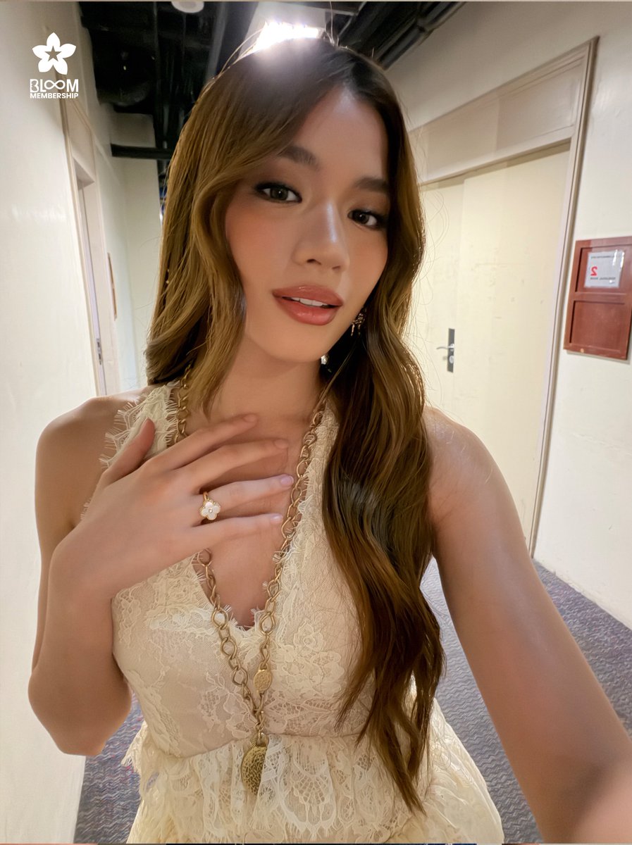 ‎‎aj tweet media