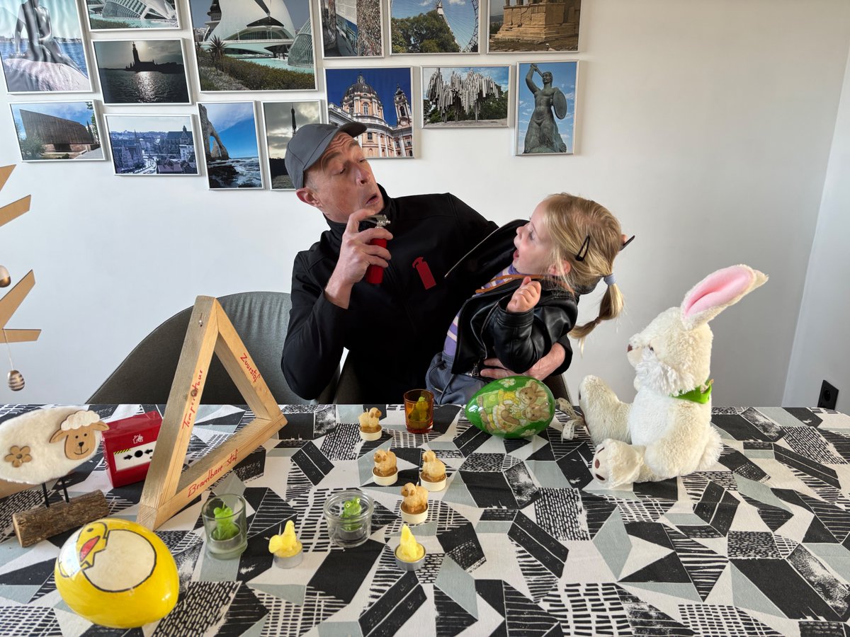 Tim Renders tweet media