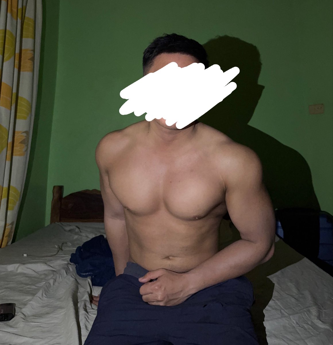 Alex Pengson tweet media