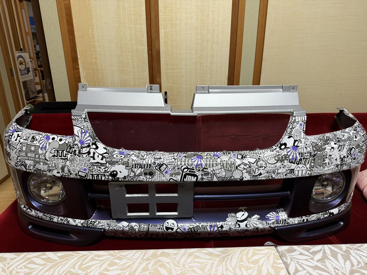 bloodofkiller's tweet photo. 早く車検から帰ってこい…貼りたてのバンパーが待ってるぞ…わいのプレオ…( ꒪꒫꒪)
#SUBARU #プレオ #RA1 https://t.co/gVES9rGBF1