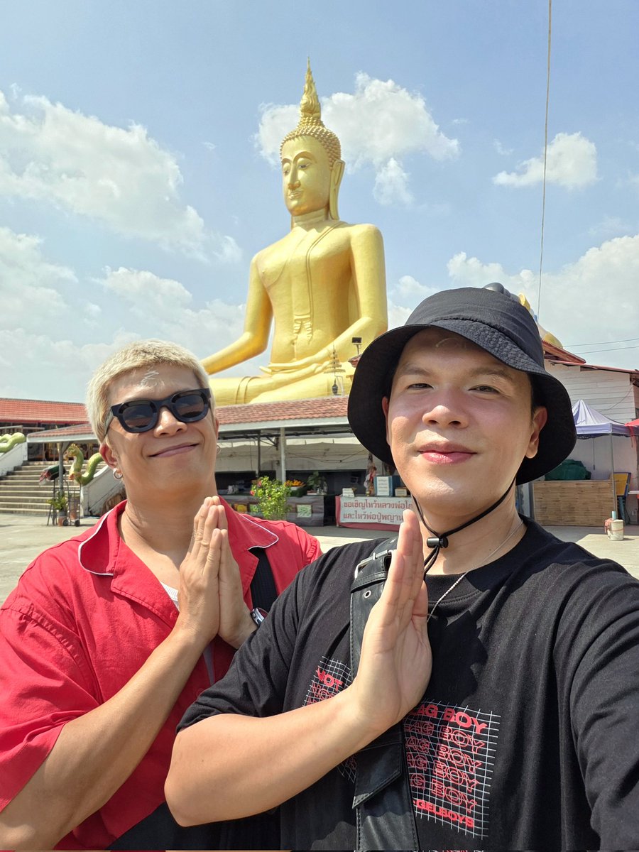 น้อยหนึ่งเมคอัพ tweet media