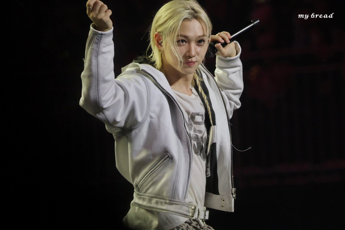 𝓶𝔂 𝓫𝓻𝓮𝓪𝓭 tweet media