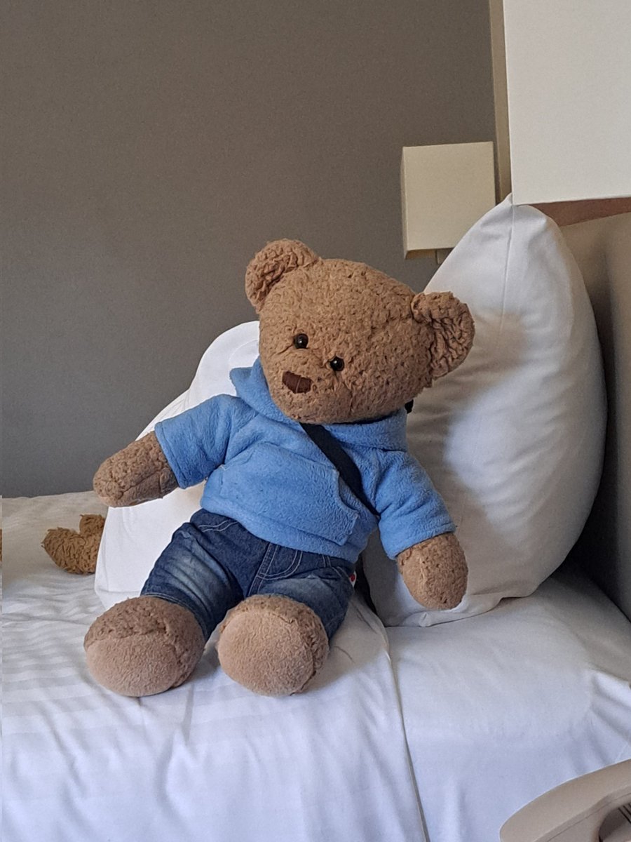 Benjamin Bus tweet media