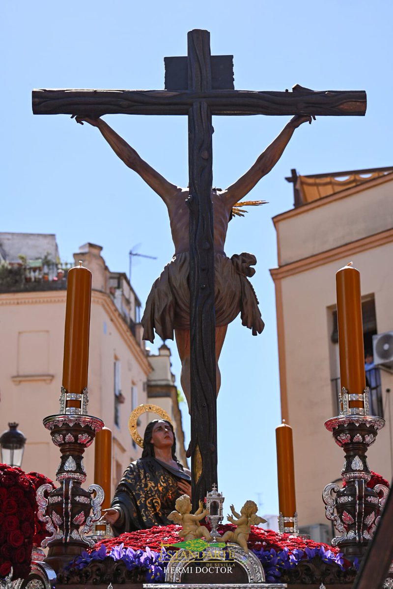 Estandarte de Sevilla tweet media