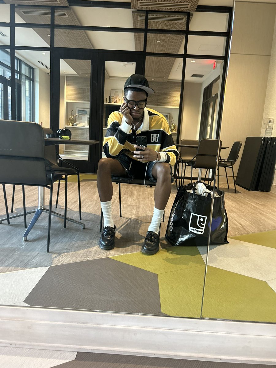 🌟🌊 tweet media