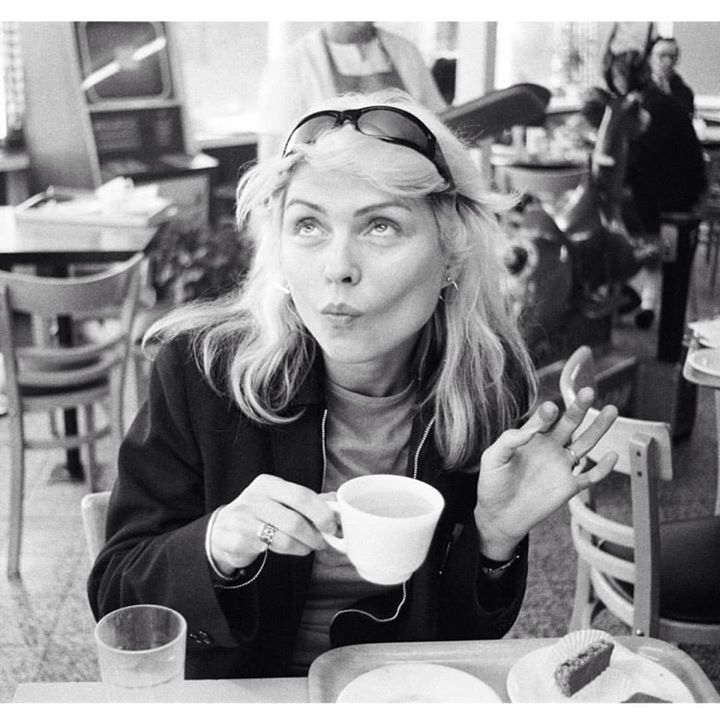 Adora 2000 tweet media