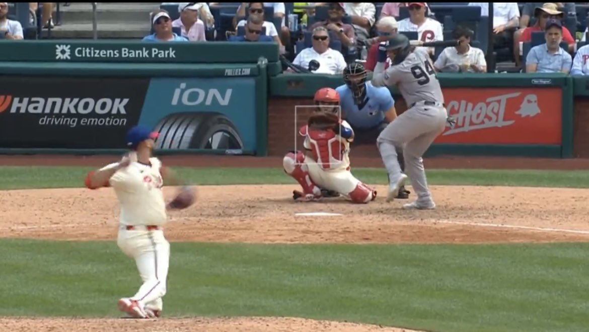 TristansTrash's tweet image. Was bored and wanted to do an amateur diagnosis of Carlos Estevez. I could just be bullshitting but even though the motion doesn’t look much different from when he was pumping gas, but that plant foot is incredibly early which could lead him to using a lot of arm when he’s