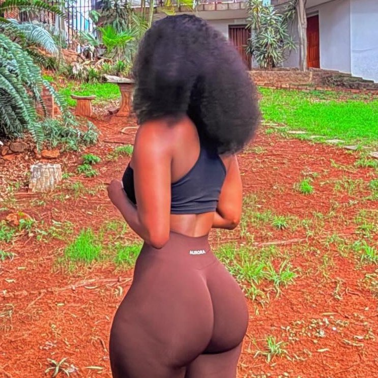 Lyn Francis tweet media