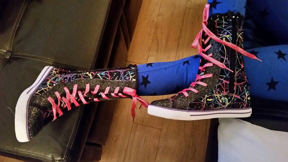 vic fuentes🐥 || Quackity Ouija Board™️ tweet media