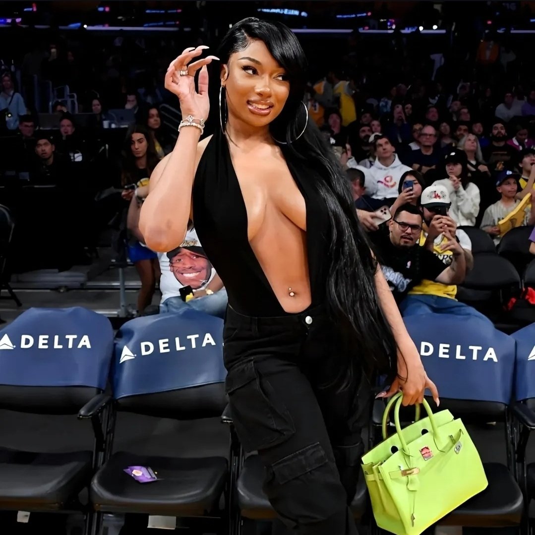 ≽^• ˕ • ྀི≼ tweet media