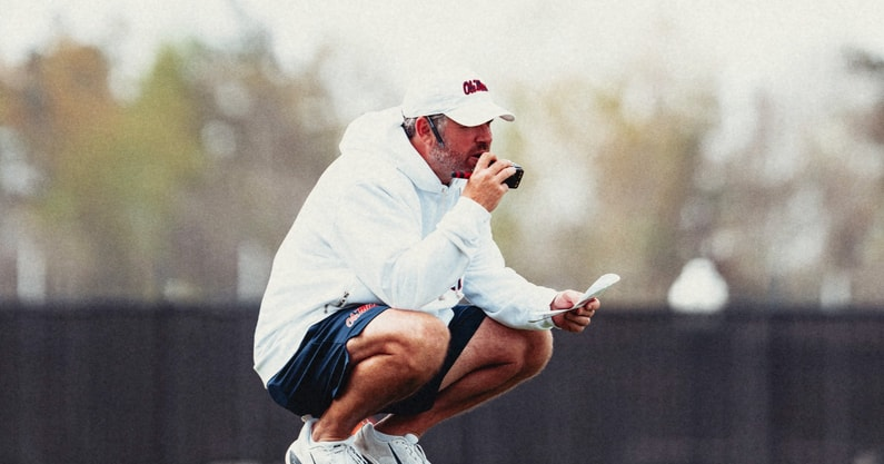 NEW: After finishing 13-2 and nearly reaching the title game, Ole Miss has some serious question marks heading into 2026 ⚡

Pete Golding's championship window depends on these four players stepping up

READ: on3.com/teams/ole-miss…