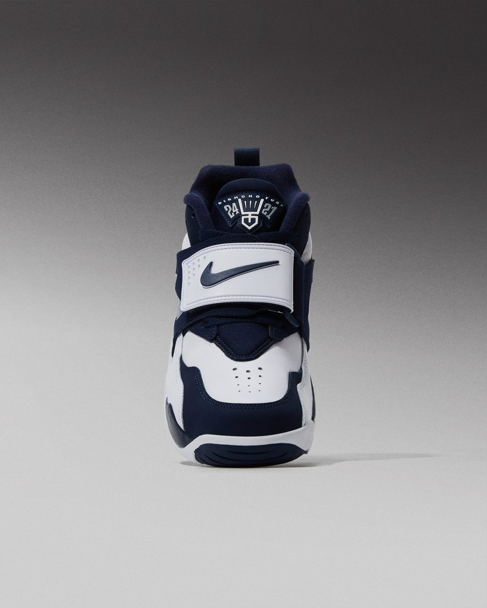 Flight Club tweet media