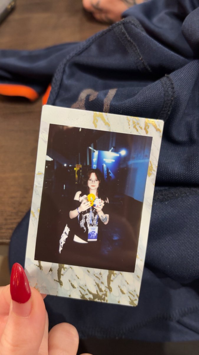Niclee043's tweet photo. Dreamhack 26’ done and dusted I don’t think I’ll go drinking at resorts world again fly high my liver🙏🙏  Ctrl the damn game, up UKEL and up brod 

Get me back on summoners rift 💀 https://t.co/ArqOvslxl8
