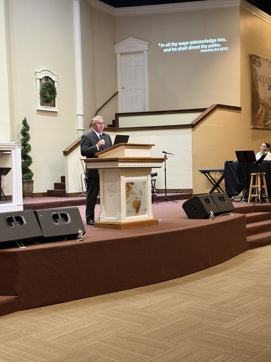 annklinedinst's tweet photo. @dougklinedinst preaching today in Mt Pisgah  Mississippi,great leadership teaching last night by my husband , preaching am and pm today.  Wonderful people of God. https://t.co/oQJJefiTrP