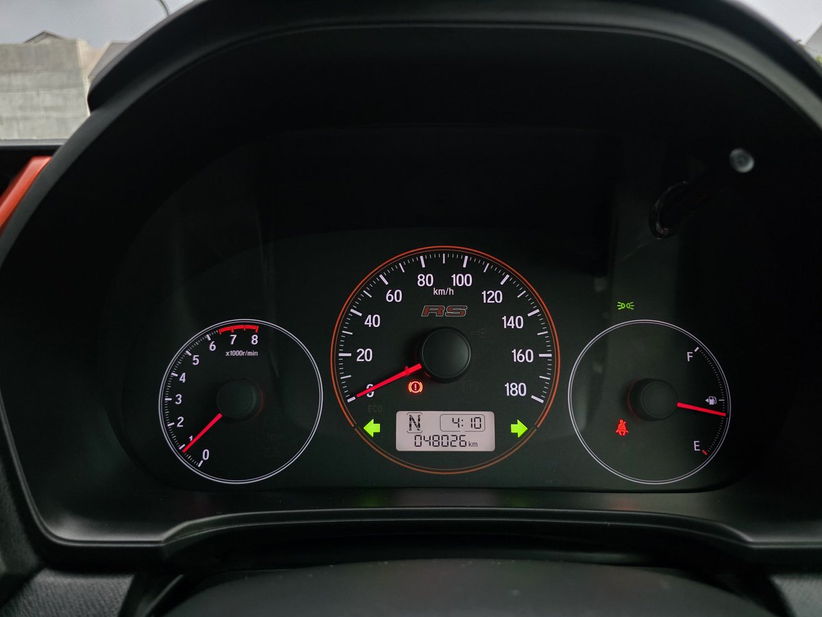 mobilstandar's tweet photo. Irit mampus, spare part murah, naikan paling enak di kelasnya, semua bengkel bisa pegang, minus kalo hujan agak berisik aja

Brio RS CVT 2021
Low KM 48rb full record Honda
Ga ada PR, baru beres detailing
100% original paint
Bebas banjir &amp; laka

Sisanya.. lihat sendiri aja deh 🤣 https://t.co/Wv7YdTG4NU