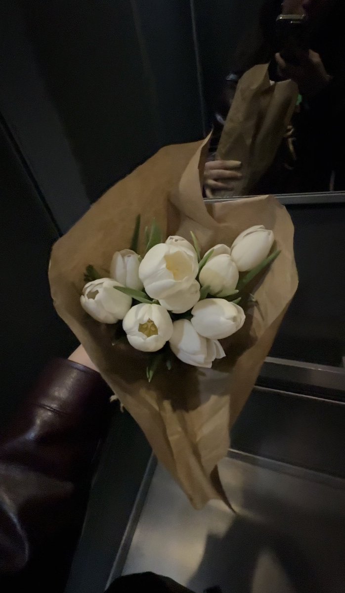 mel ྀིྀི 𖦹 tweet media