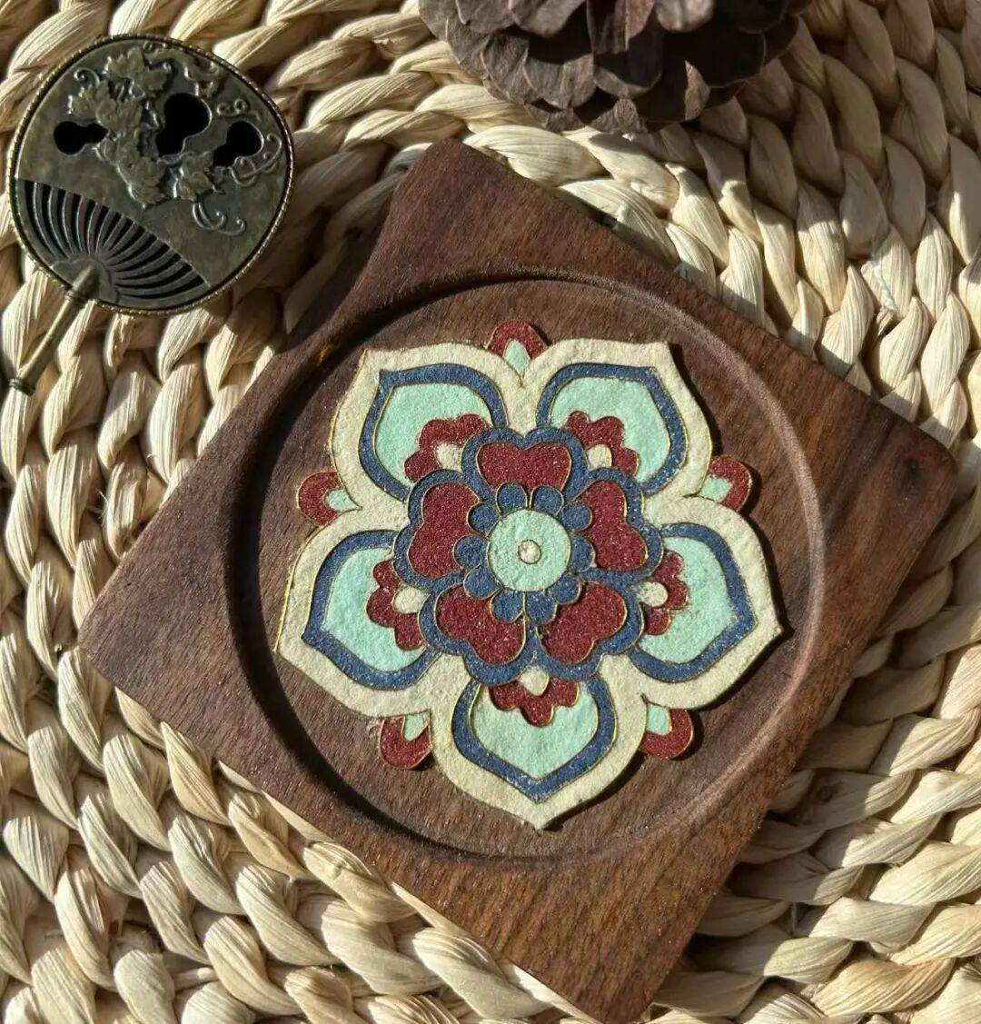 Angie Mavis tweet media