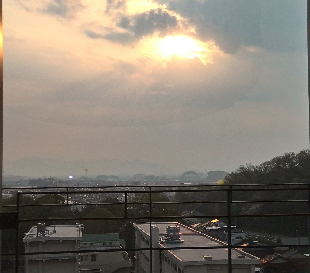 GIFU469's tweet photo. 3月30日(先勝)
病室から
おはようございます😊
今日は月曜日です
今週も宜しくお願いします🙇

今日は退院です🤗 https://t.co/VTPj9fRllV