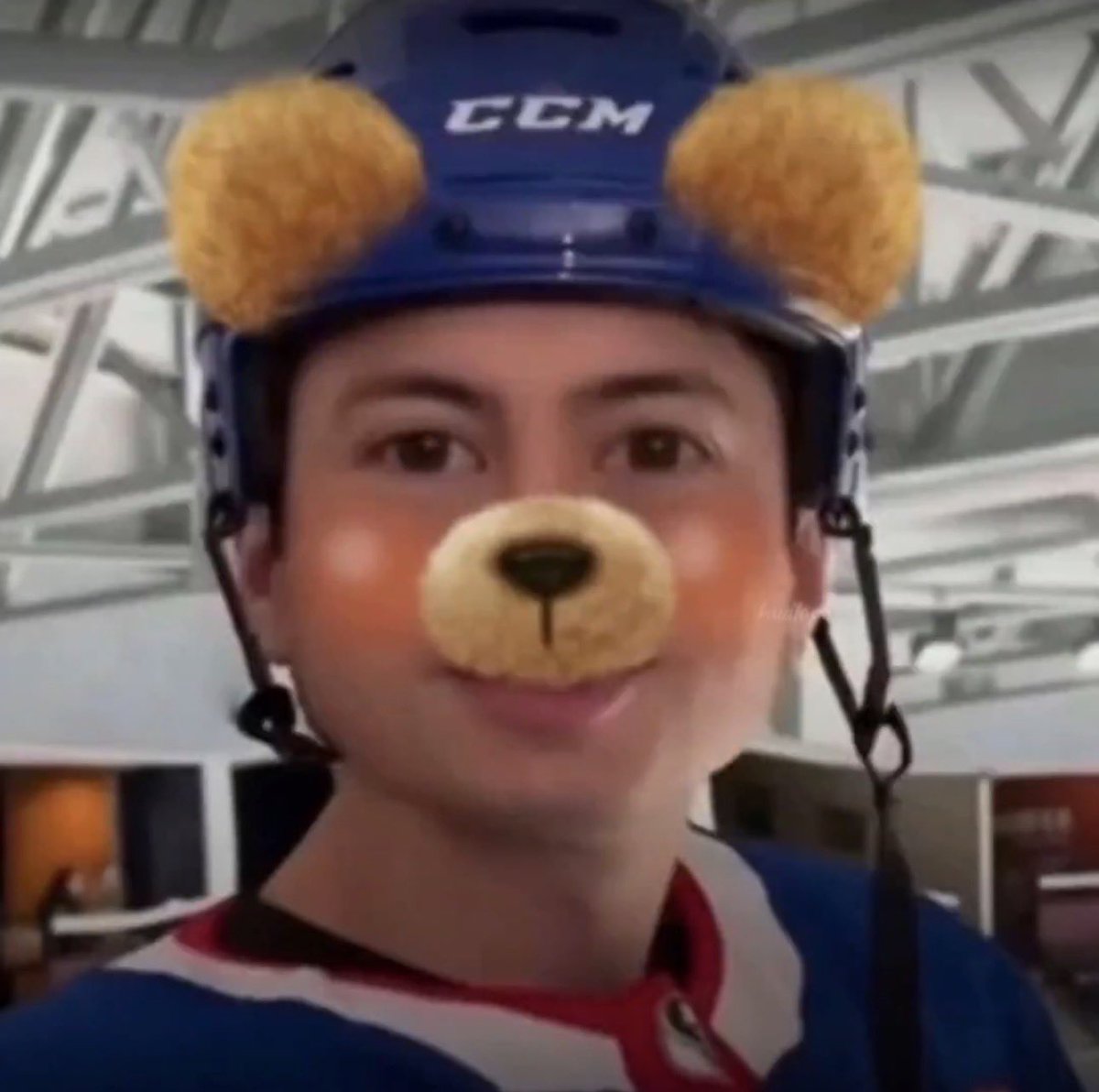 dani 🪩 tweet media